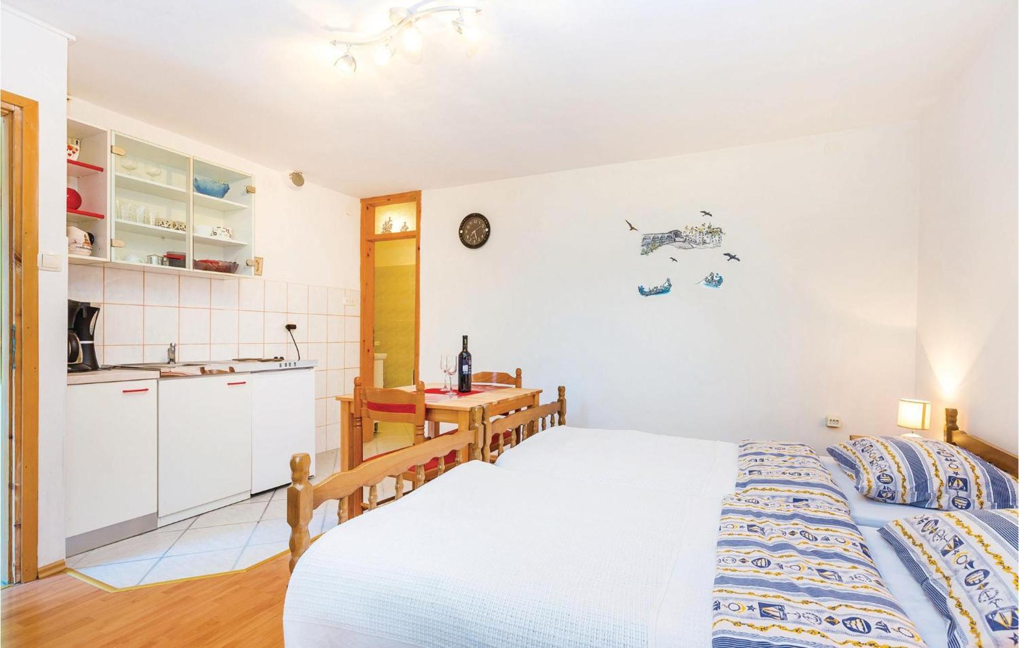 Stunning Apartment In Bakar With Kitchen Εξωτερικό φωτογραφία